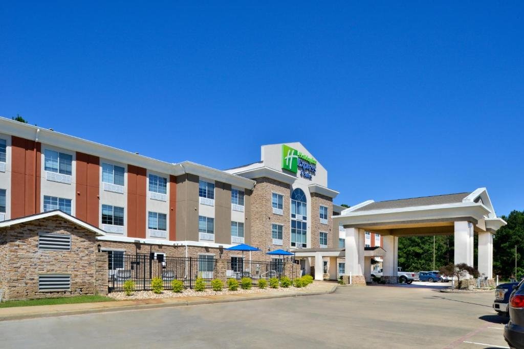 Holiday Inn Express & Suites